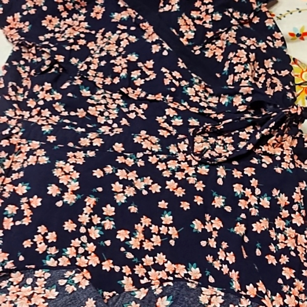 Draper James XL Wrap Dress - Picture 8 of 8